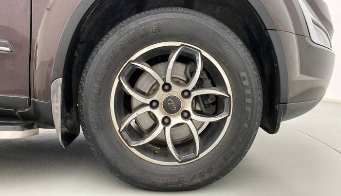 2016 Mahindra XUV500 W6 4X2, Diesel, Manual, 46,515 km, Right Front Wheel
