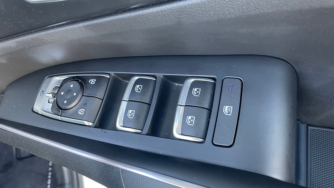 2022 Kia Sorento Sport+ 7 Seat, Automatic, 14473 km, Drivers Side Door Panel Controls