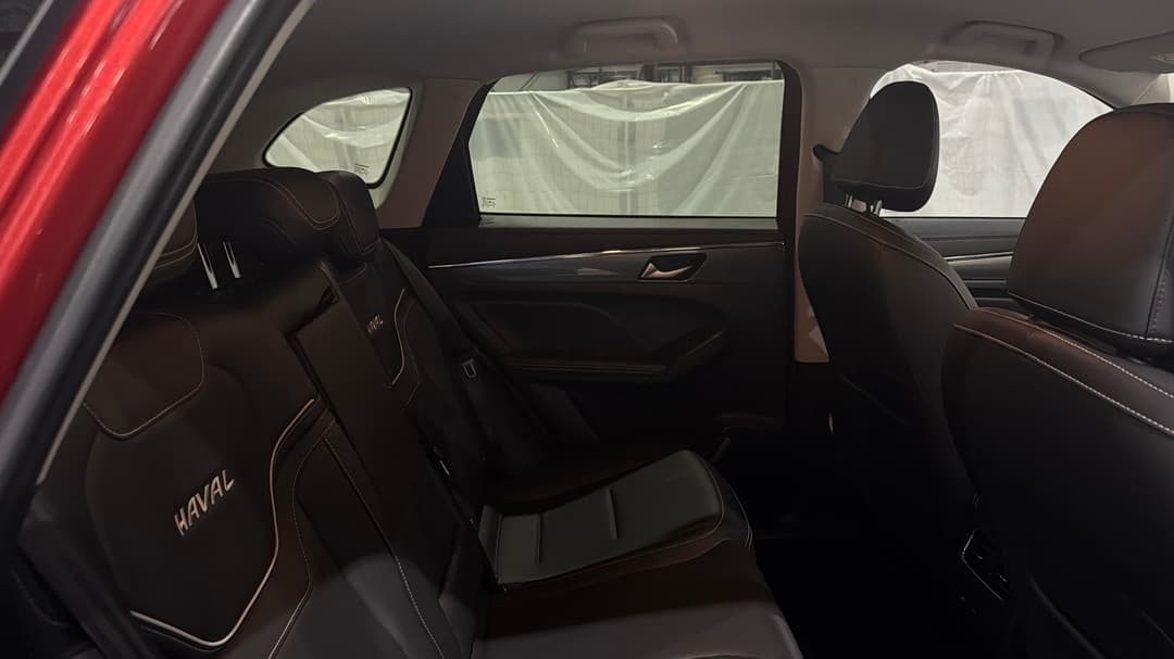 2022 GWM Haval Jolion Lux, Automatic, 42082 km, Right Side Rear Door Cabin View