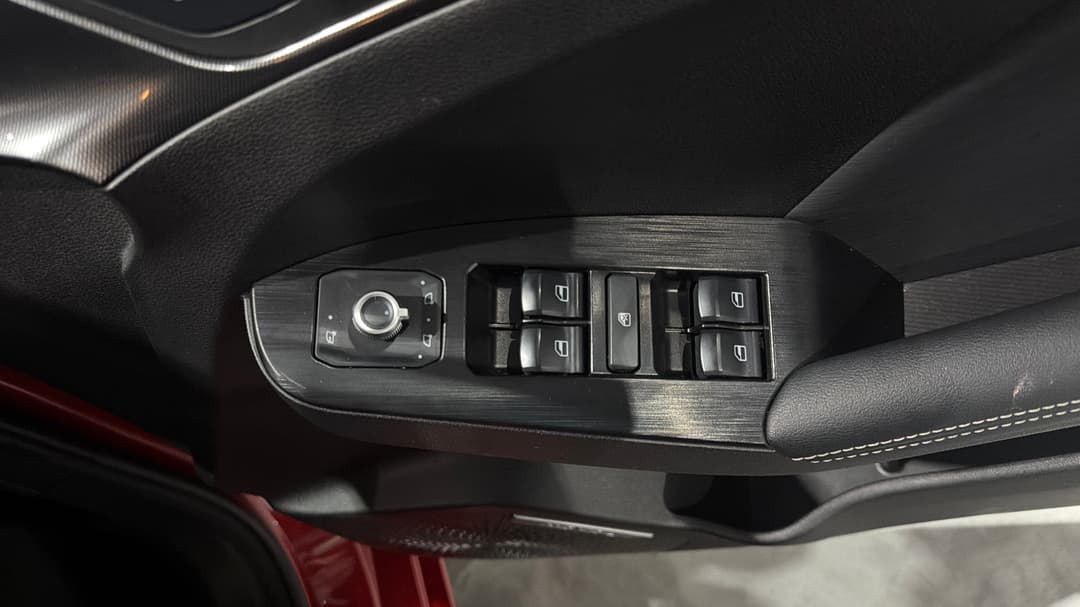 2022 GWM Haval Jolion Lux, Automatic, 42082 km, Drivers Side Door Panel Controls
