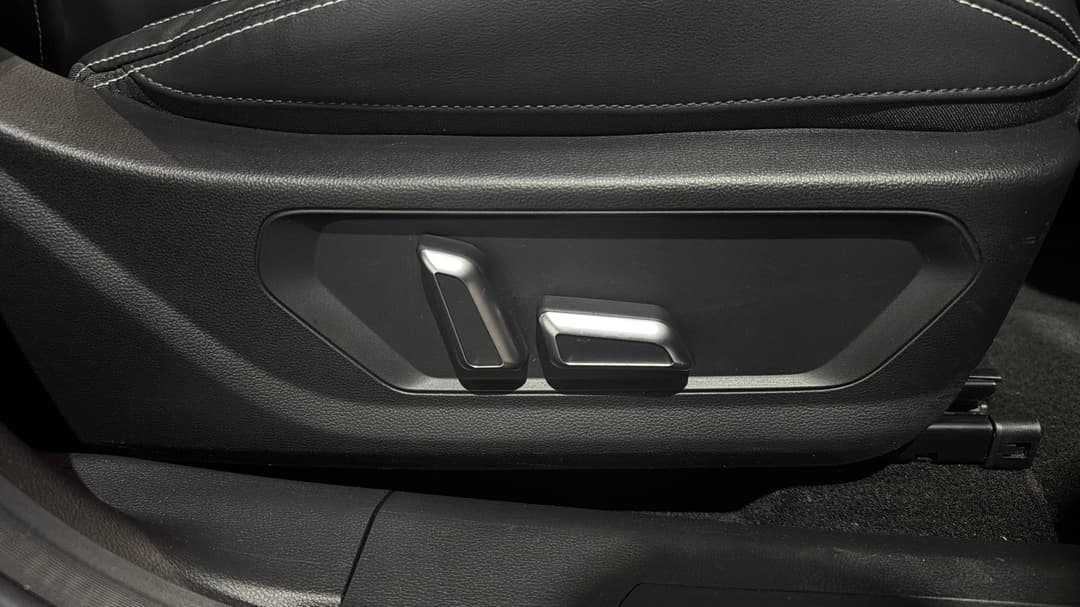 2022 GWM Haval Jolion Lux, Automatic, 42082 km, Drivers Side Adjustment Panel