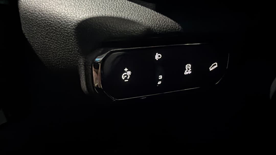 2022 GWM Haval Jolion Lux, Automatic, 42082 km, Utility Switches/Buttons