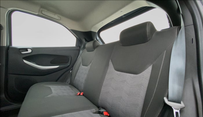 2017 Ford New Figo 1.2 TITANIUM, Petrol, Manual, 26,465 km, Right Side Rear Door Cabin