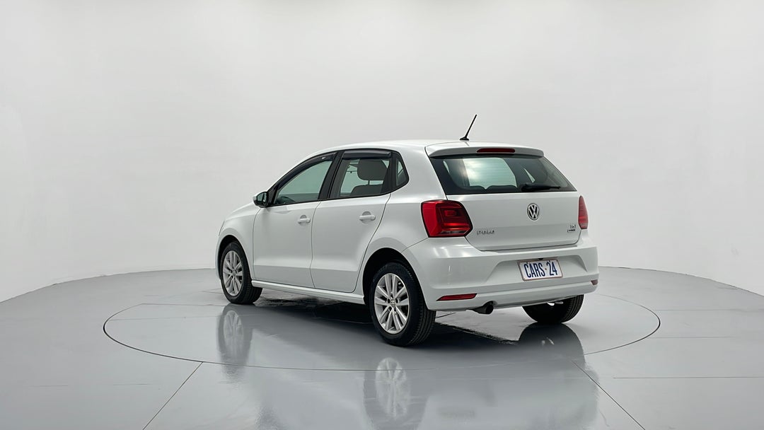 Left Back Diagonal (45- Degree) View