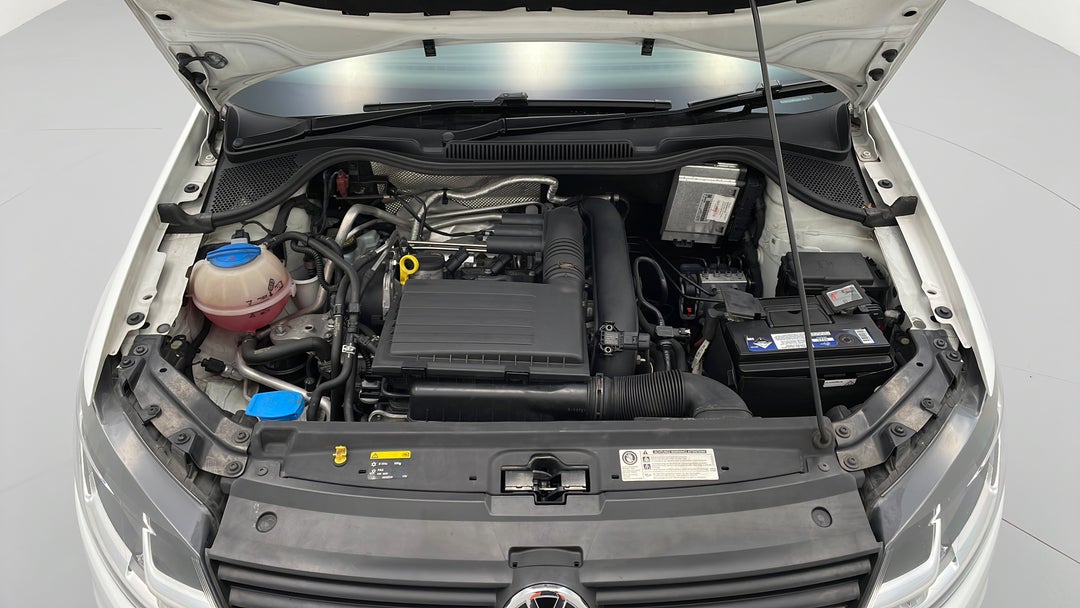 Open Bonnet (Engine)