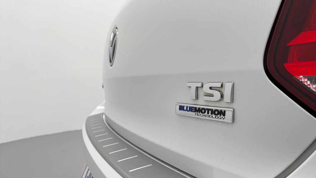 Badge (Boot Right Side)