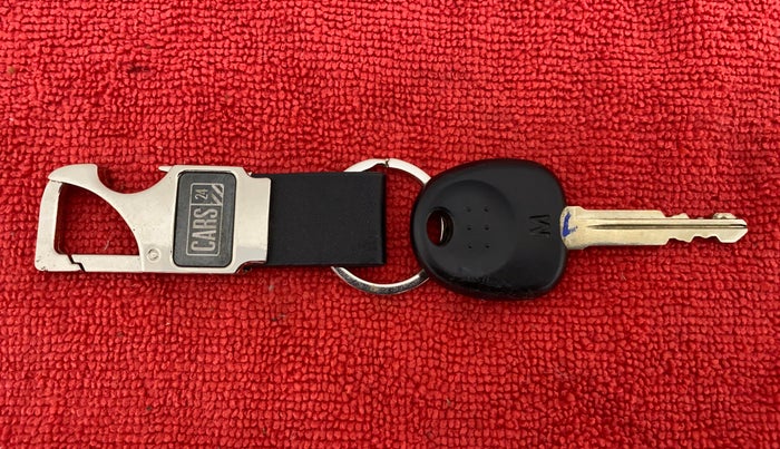 2018 Hyundai Eon MAGNA PLUS, Petrol, Manual, 13,145 km, Key Close Up