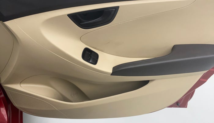 2018 Hyundai Eon MAGNA PLUS, Petrol, Manual, 13,145 km, Driver Side Door Panels Control