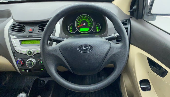 2018 Hyundai Eon MAGNA PLUS, Petrol, Manual, 13,145 km, Steering Wheel Close Up