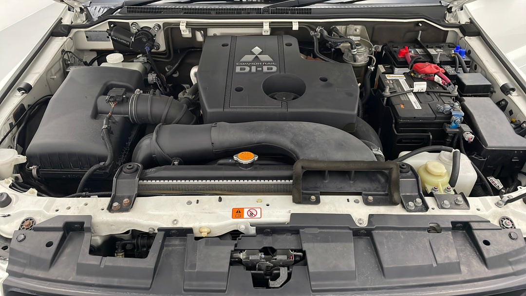 Open Bonnet (Engine)