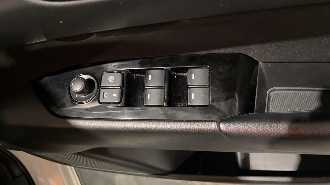 2023 Mazda CX-5 G20 Maxx (FWD), Automatic, 55911 km, Drivers Side Door Panel Controls