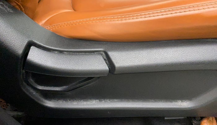 2021 Hyundai VENUE S 1.2, Petrol, Manual, 45,656 km, Driver Side Adjustment Panel