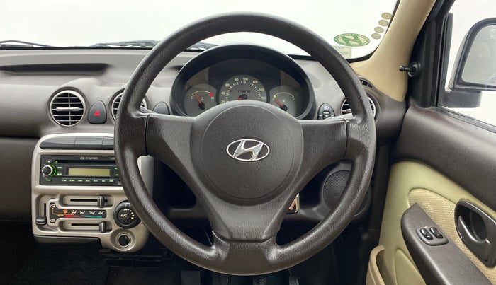 2011 Hyundai Santro Xing GLS, Petrol, Manual, 91,376 km, Steering Wheel Close Up
