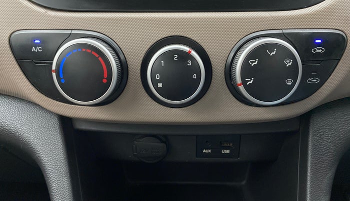 2013 Hyundai Grand i10 SPORTZ 1.2 KAPPA VTVT, Petrol, Manual, 53,000 km, AC Unit - Car heater not working