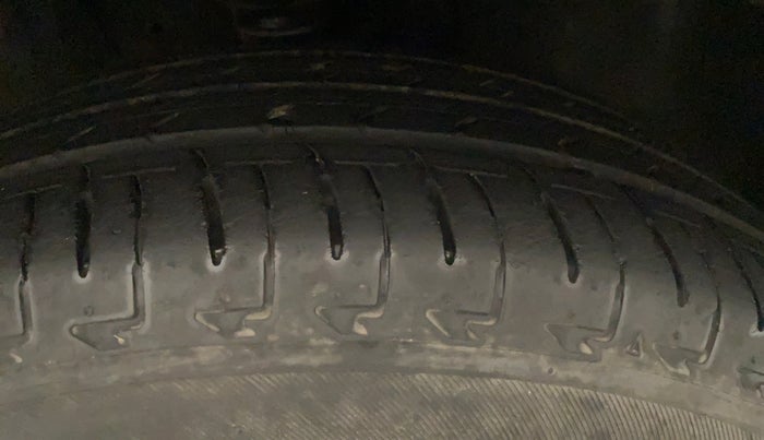 2019 Maruti IGNIS ALPHA 1.2, Petrol, Manual, 22,343 km, Right Front Tyre Tread