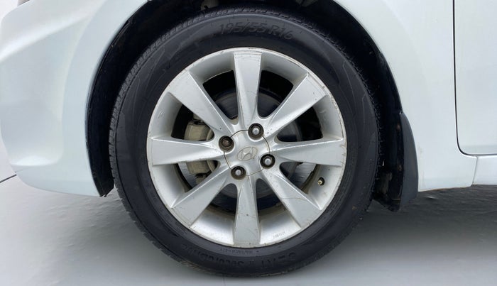 2012 Hyundai Verna FLUIDIC 1.6 SX CRDI, Diesel, Manual, 2,34,287 km, Left Front Wheel