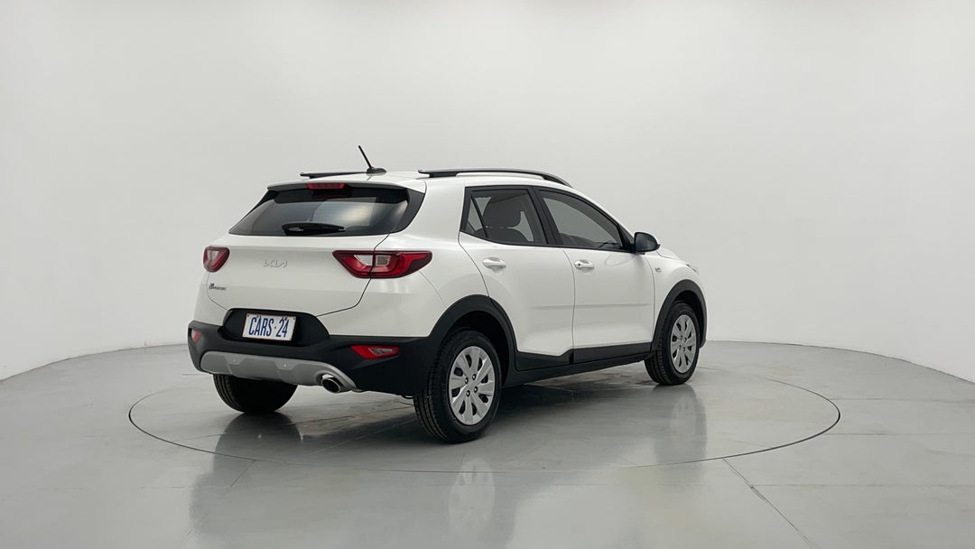 Right Back Diagonal (45- Degree) View