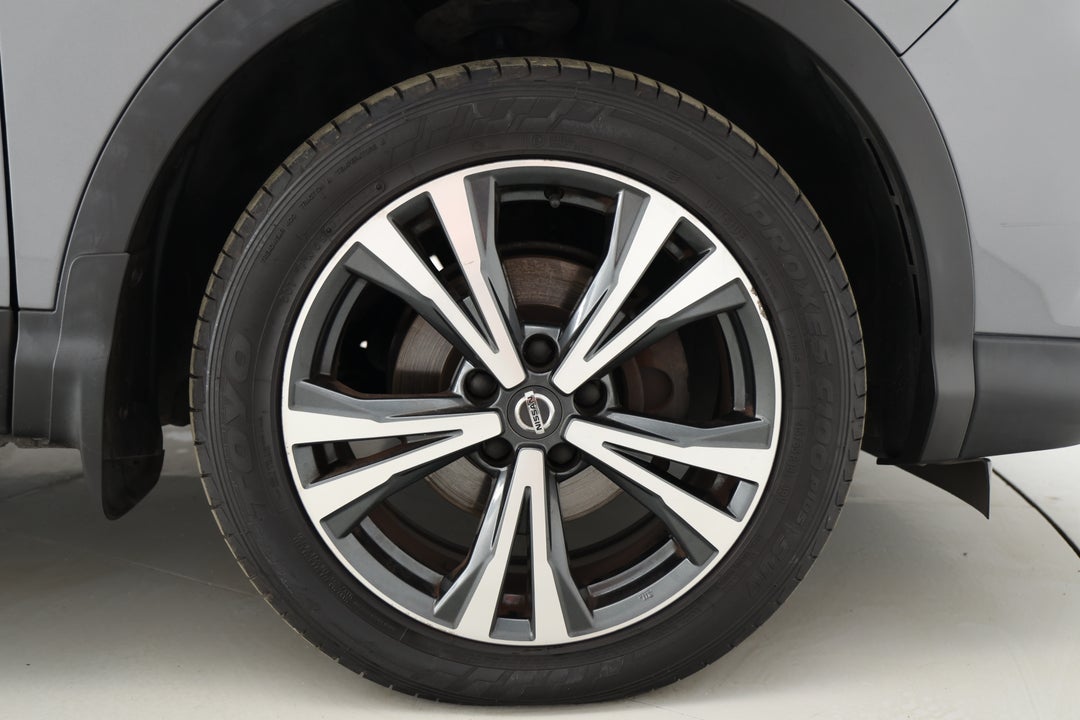 2018 Nissan Qashqai St-l, Automatic, 92838 km, Right Front Wheel