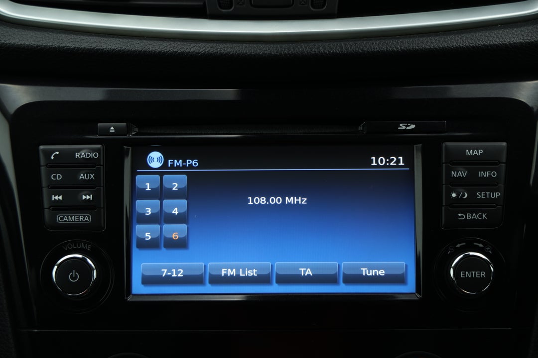 2018 Nissan Qashqai St-l, Automatic, 92838 km, Infotainment System