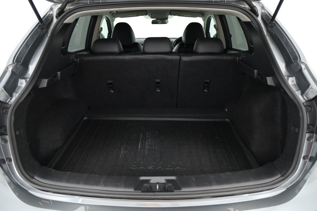 2018 Nissan Qashqai St-l, Automatic, 92838 km, Boot Inside View