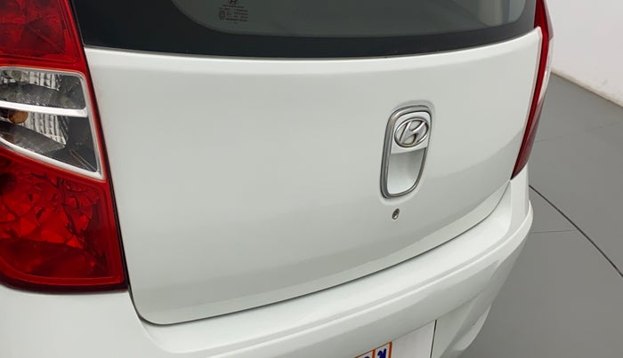2012 Hyundai i10 MAGNA 1.1, Petrol, Manual, 57,481 km, Dicky (Boot door) - Slightly rusted