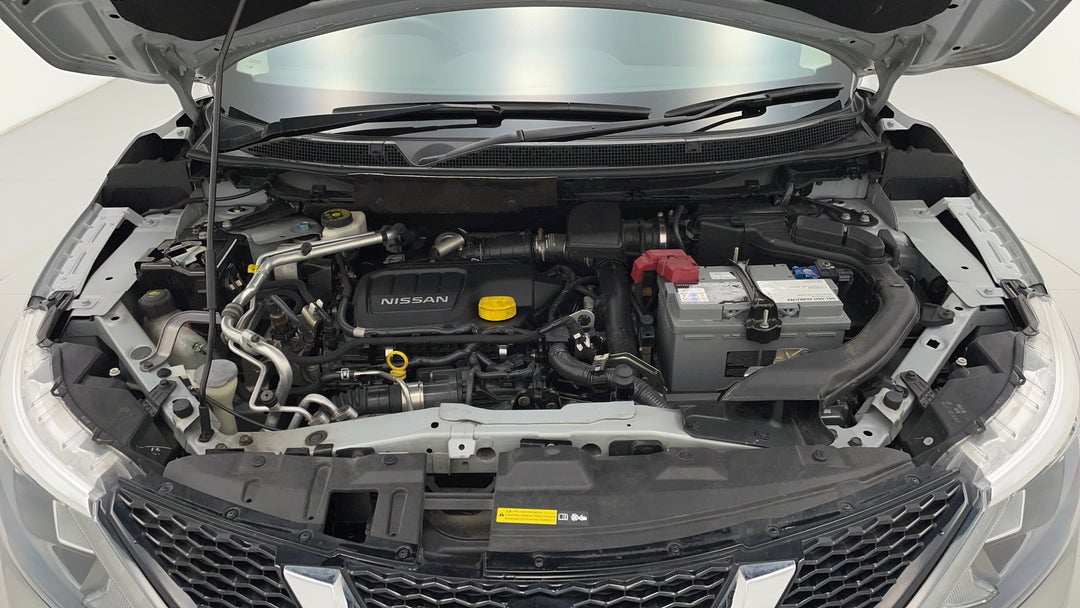 Open Bonnet (Engine)