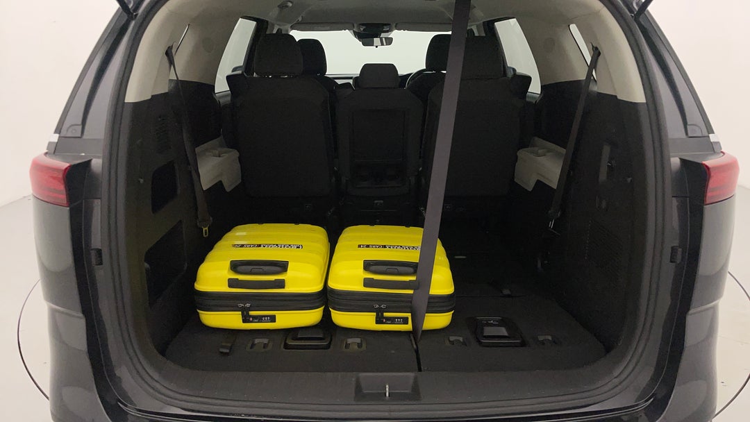 2021 Kia Carnival Si, Automatic, 62428 km, Boot Inside View with Luggage