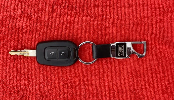 2017 Datsun Redi Go T (O), Petrol, Manual, 41,744 km, Key Close Up