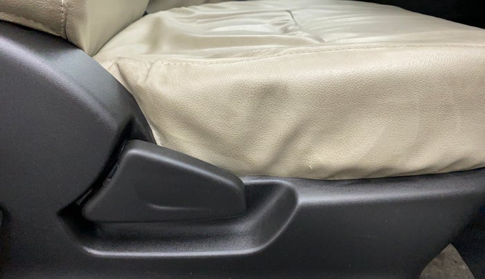2017 Datsun Redi Go T (O), Petrol, Manual, 41,744 km, Driver Side Adjustment Panel
