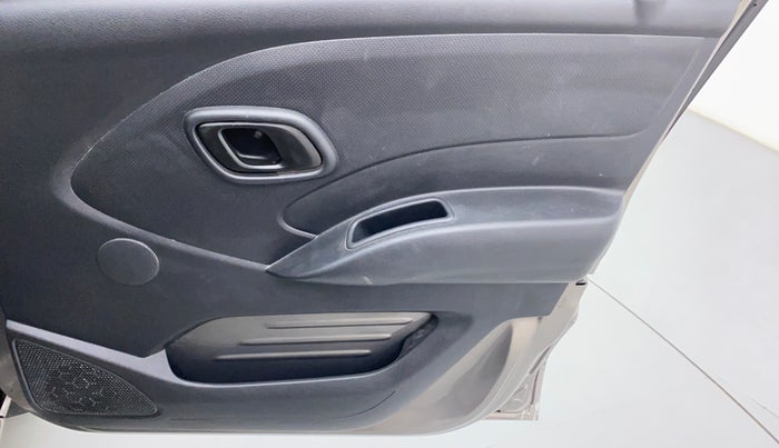 2017 Datsun Redi Go T (O), Petrol, Manual, 41,744 km, Driver Side Door Panels Control