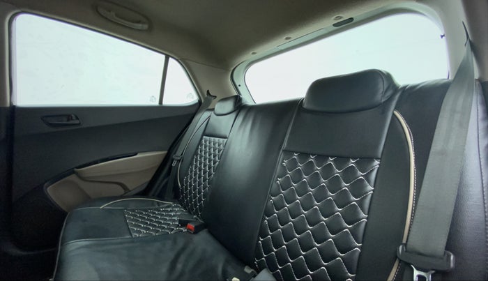 2015 Hyundai Grand i10 MAGNA 1.2 KAPPA VTVT, Petrol, Manual, 89,539 km, Right Side Rear Door Cabin