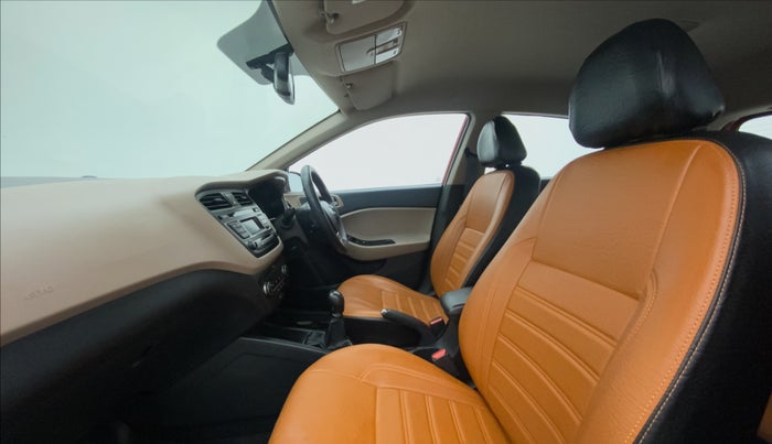 2016 Hyundai Elite i20 SPORTZ 1.2, Petrol, Manual, 62,402 km, Right Side Front Door Cabin
