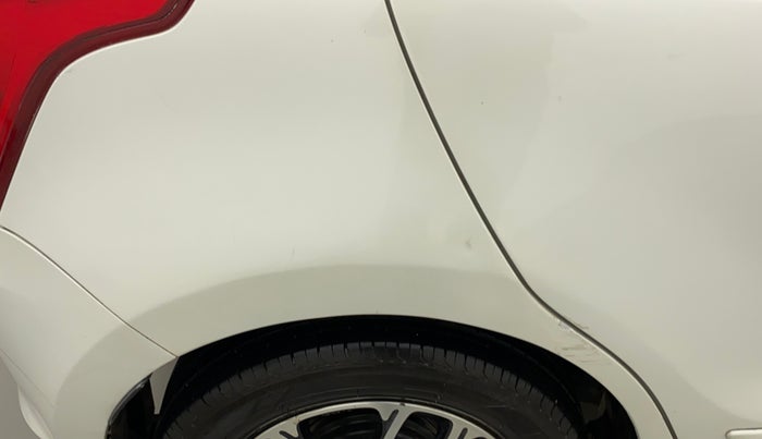 2018 Maruti Swift ZXI PLUS, CNG, Manual, 88,992 km, Right quarter panel - Minor scratches