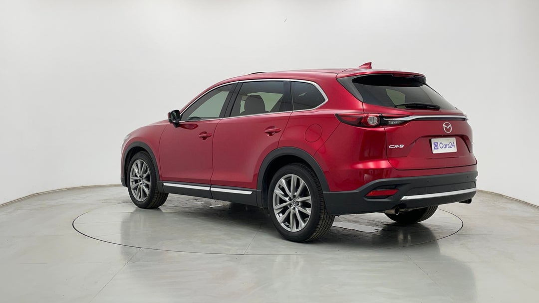 Left Back Diagonal (45- Degree) View