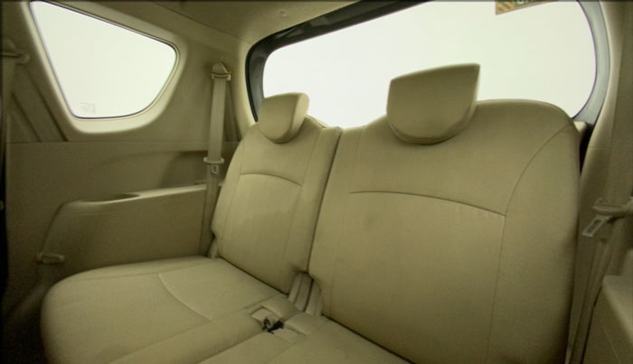 2016 Maruti Ertiga VXI ABS, Petrol, Manual, 38,683 km, Third Seat Row ( optional )