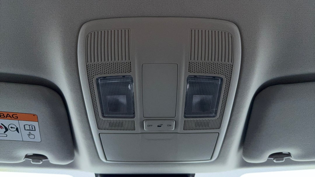 On-Roof Controls/Sunglass holder