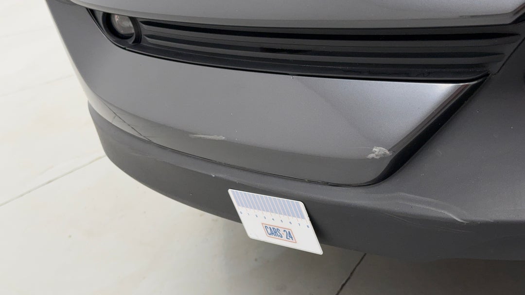 Bumper Front Scratch