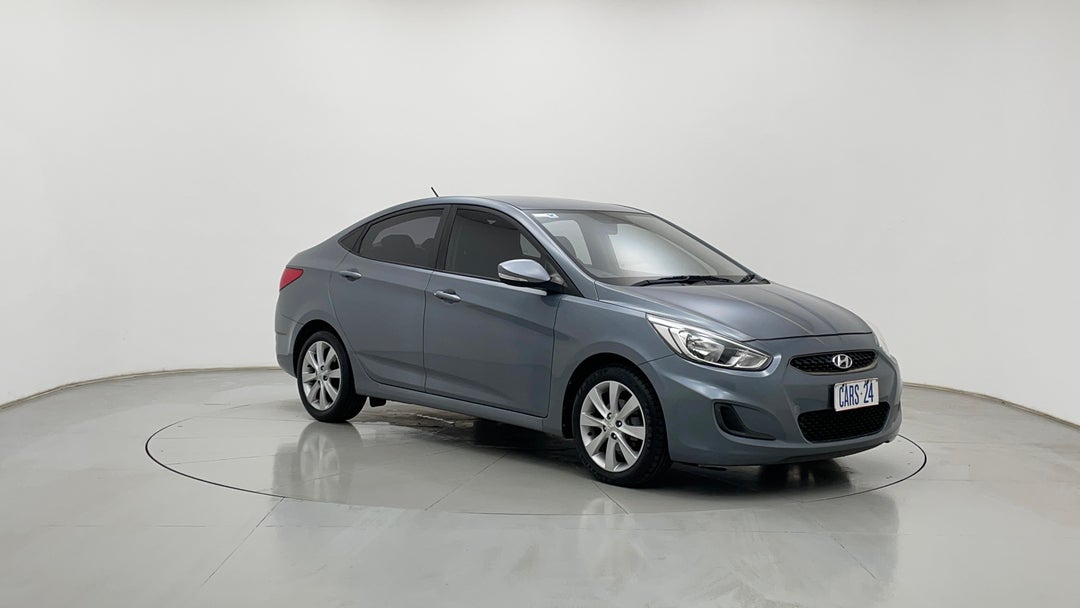 Right Front Diagonal (45- Degree) View