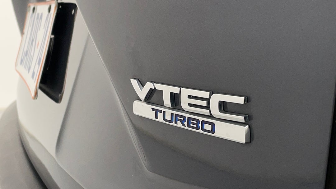 Badge (Boot Right Side)