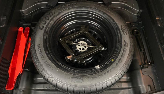 2016 Hyundai Creta 1.6 SX PLUS DIESEL, Diesel, Manual, 75,758 km, Spare Tyre