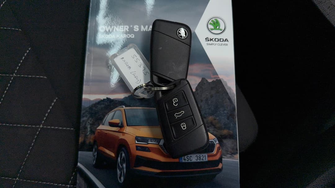 2022 SKODA Karoq Sportline (4x4) 140tsi, Automatic, 38050 km, Key Close-up