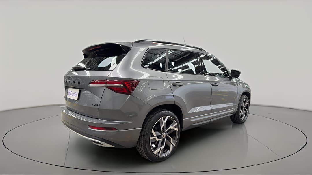 2022 SKODA Karoq Sportline (4x4) 140tsi, Automatic, 38050 km, Right Back Diagonal (45- Degree) View