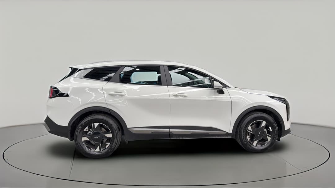 2025 Kia Sportage S (FWD), Automatic, 5491 km, Right Side View