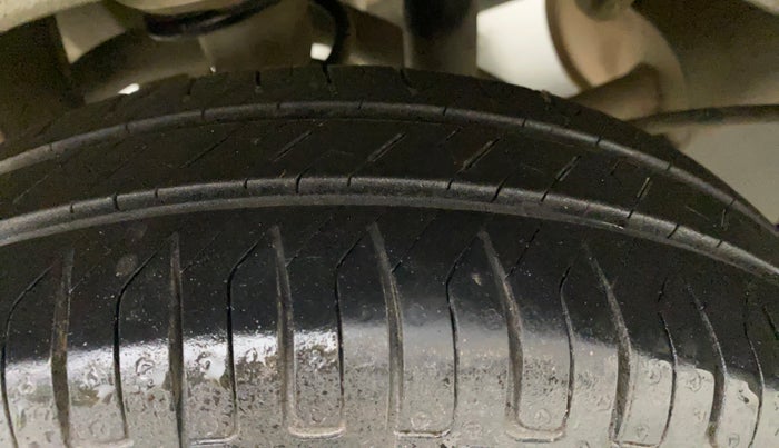 2014 Maruti Alto K10 VXI, Petrol, Manual, 97,314 km, Right Rear Tyre Tread