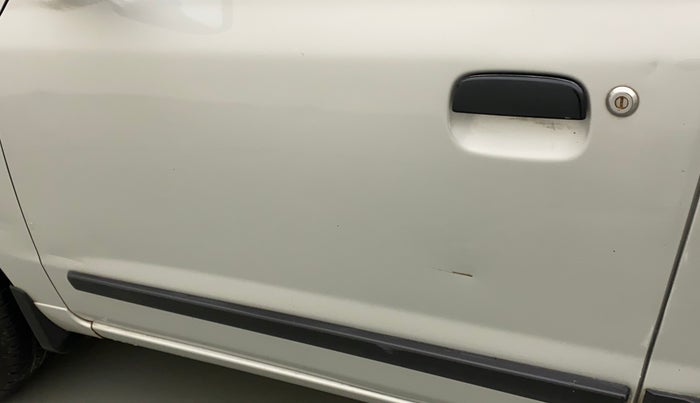 2014 Maruti Alto K10 VXI, Petrol, Manual, 97,314 km, Front passenger door - Slightly dented