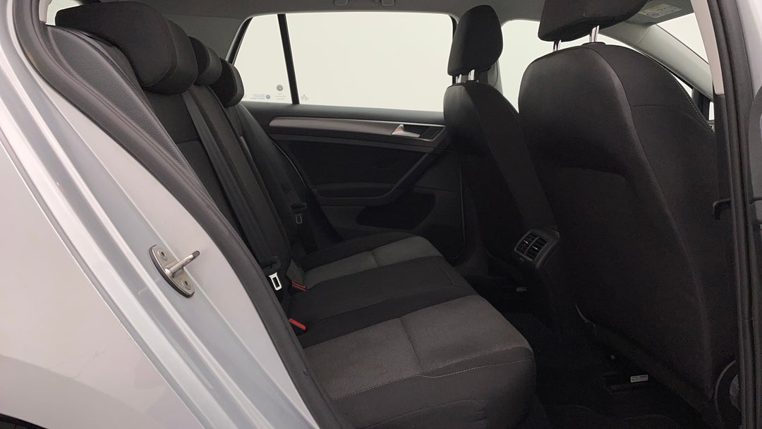 2017 Volkswagen Golf 92 Tsi Trendline, Automatic, 90201 km, Right Side Rear Door Cabin View