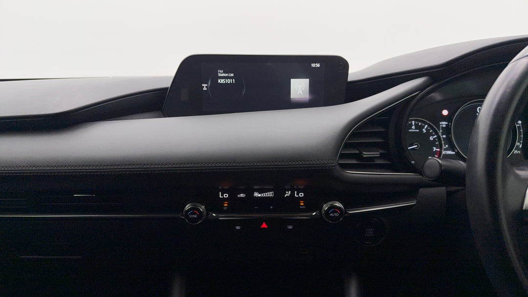 2020 Mazda 3 G20 Evolve, Automatic, 47396 km, Center Console