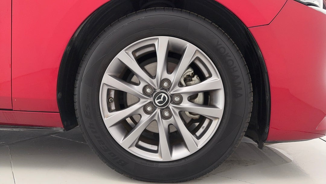 2020 Mazda 3 G20 Evolve, Automatic, 47396 km, Right Front Wheel