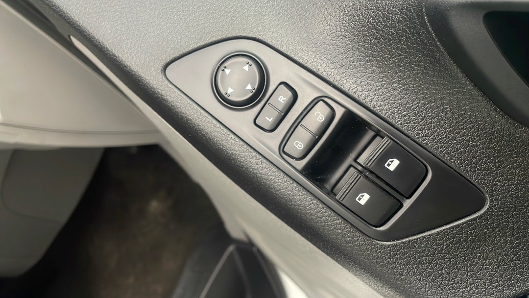 Drivers Side Door Panel Controls