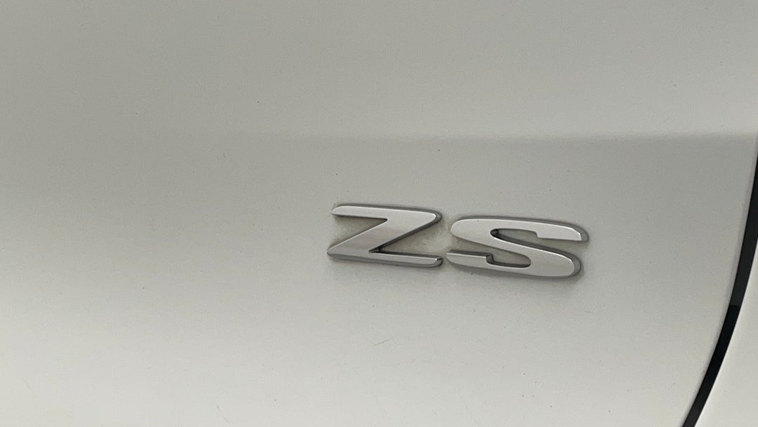 Badge (Boot Right Side)